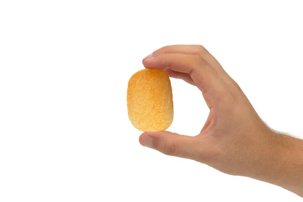 Mão Tem Batatas Fritas Apetitosas Isolado Sobre Fundo Branco — Fotografia de Stock