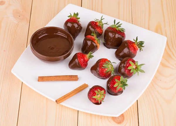 Strawberries in chocolate — Stock Photo, Image