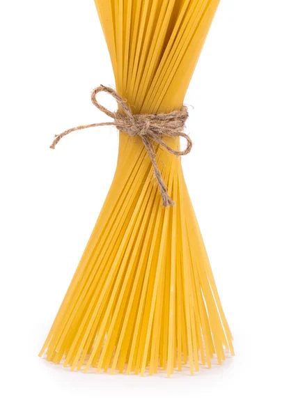 Rå italienska spaghetti pasta. — Stockfoto