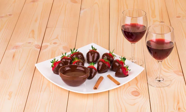 Strawberries in chocolate — Stock Photo, Image