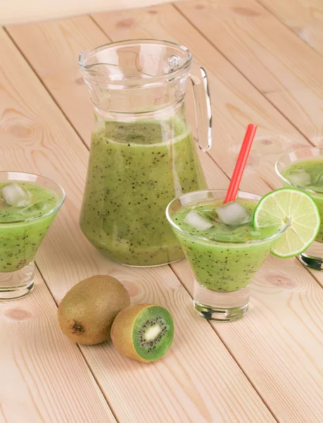 Kiwi succo fresco — Foto Stock