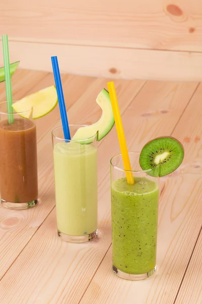 Naturliga fruktjuicer — Stockfoto