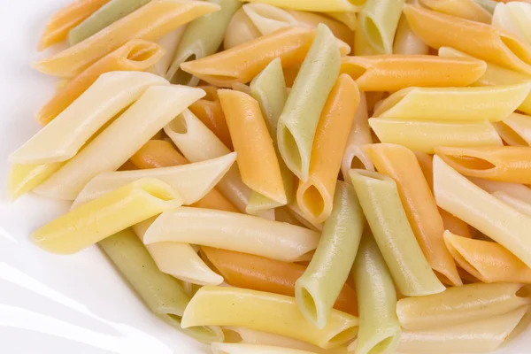 Kleurrijke penne pasta — Stockfoto