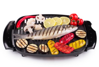 ızgara sebzeli ızgara levrek.