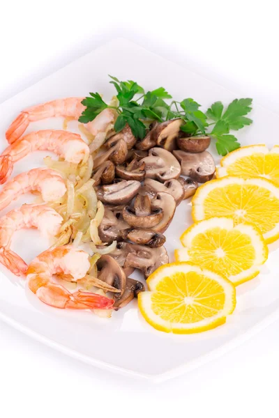 Shrimp salad with mushrooms. — Stock Photo, Image