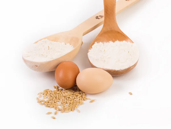 Still life with flour and eggs. — Stock Photo, Image