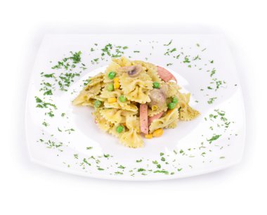 jambon ile makarna farfalle 