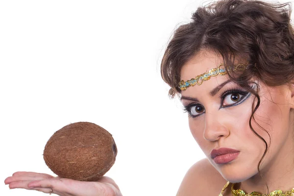 Egyptian Style Woman with coconut — Stock Photo, Image