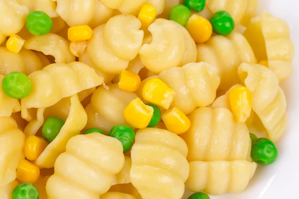 Pasta with green peas — Stock Photo, Image