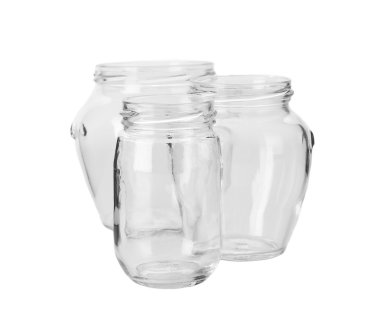 Üç boş cam kavanoz..