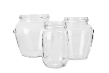 Üç boş cam kavanoz..