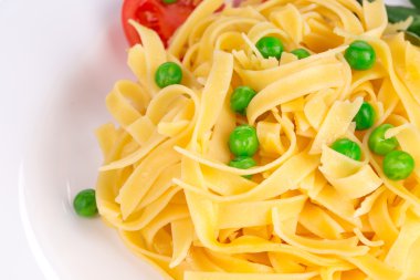 tagliatelli makarna domates ile