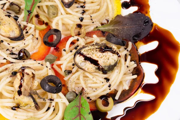 Pasta met zeevruchten. — Stockfoto