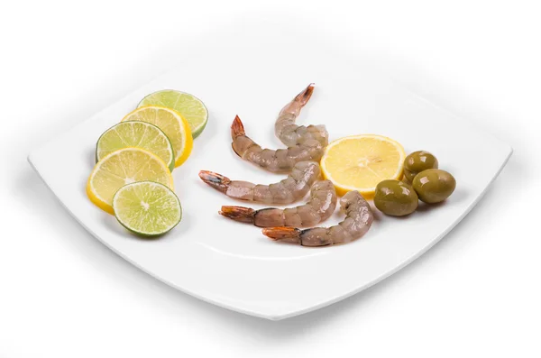 Fresh shrimps with lemon. — Stock Photo, Image