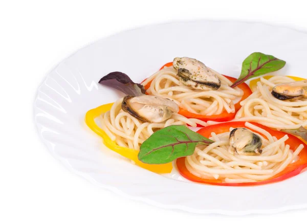 Läcker italiensk pasta med skaldjur. — Stockfoto