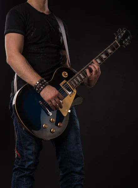 Szólógitáros gitározni — Stock Fotó