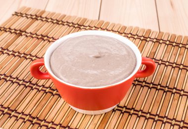 kremalı mantar çorbası.