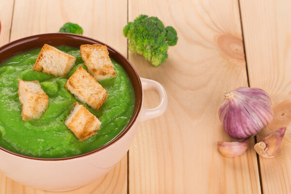 Broccoli cream soup