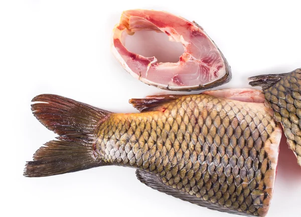 CARP en zeebaars steaks. — Stockfoto