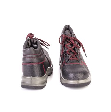 İş siyah çizmeler