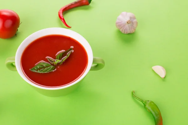 Sopa de tomate fresco —  Fotos de Stock