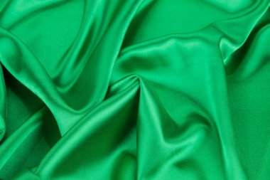 yeşil ipek perdelik. 