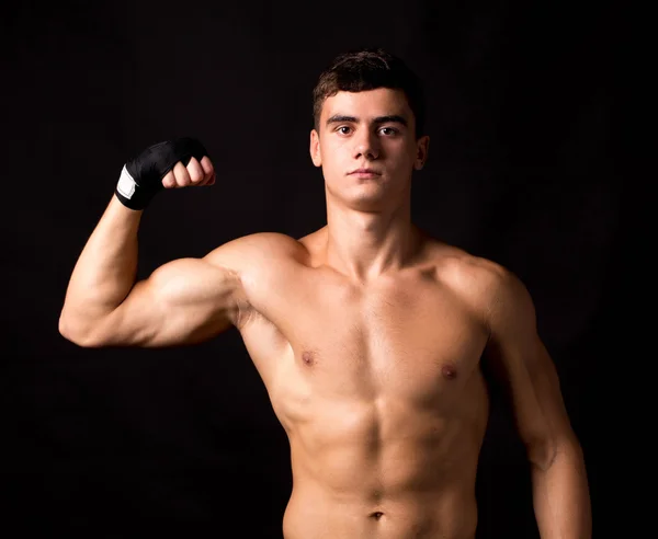 Atlético jovem kickboxer — Fotografia de Stock