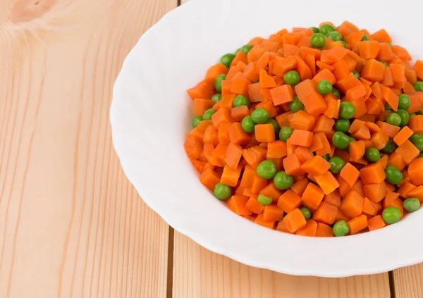 Carrot salad in bowl — Stock Photo, Image