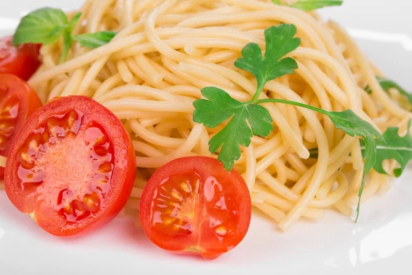 Italienische Pasta mit Tomaten — Stockfoto