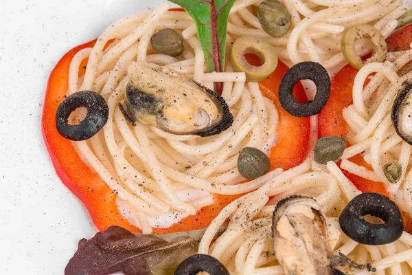 Sabrosa pasta italiana con mariscos — Foto de Stock