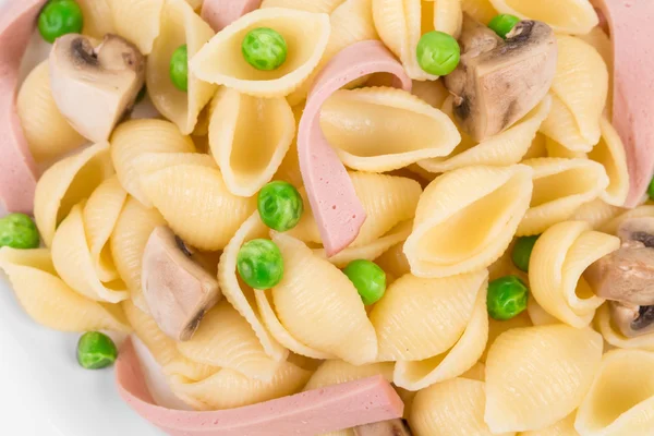 Conchas de pasta con verduras — Foto de Stock