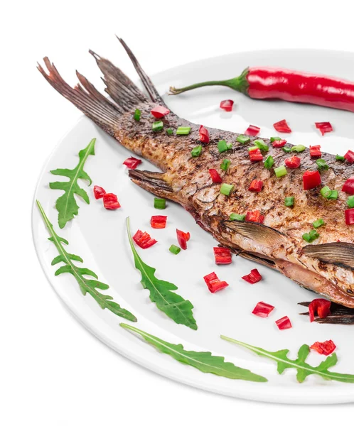 Stekt fisk med lök och paprika — Stockfoto