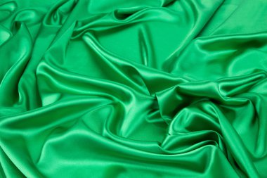 yeşil ipek kumaştan