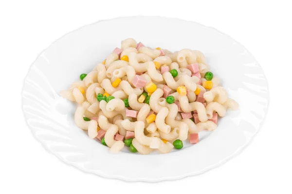 Pasta met groene erwten, maïs en worst — Stockfoto