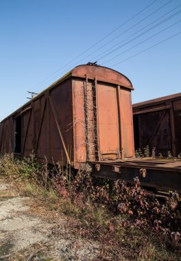 eski paslı vagon