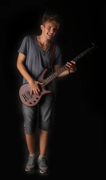 Bas gitarist oyuncu — Stok fotoğraf
