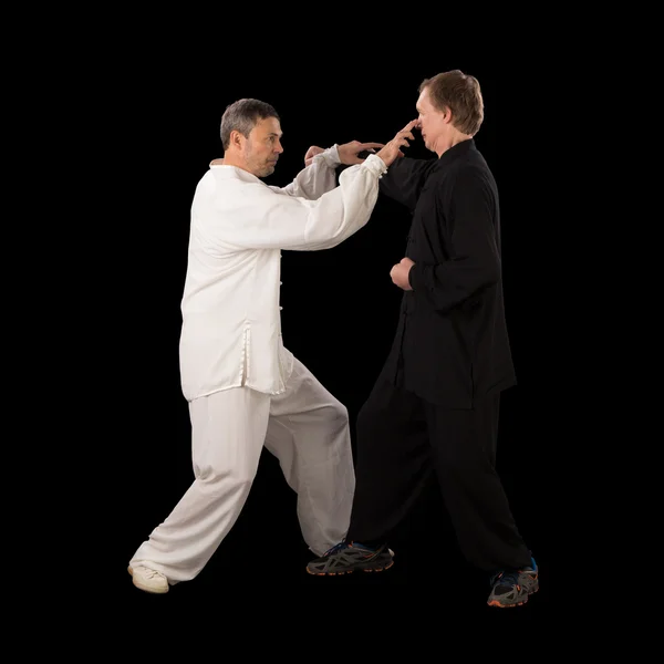 Dwóch zawodników karate. Trening walki. — Zdjęcie stockowe