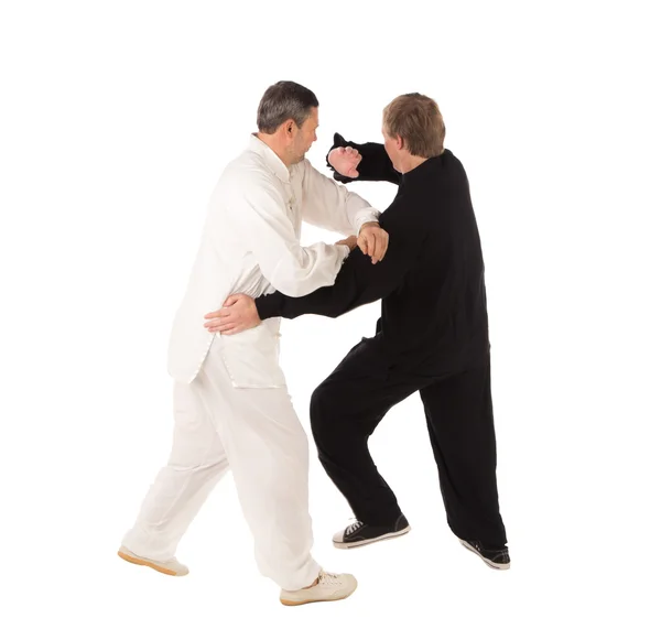 Dos luchadores de karate. Lucha contra formación . — Foto de Stock