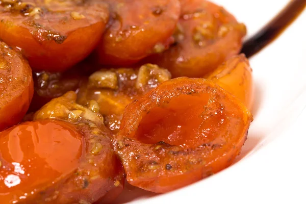 Leckere gegrillte Tomaten. — Stockfoto
