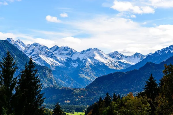 从德国巴伐利亚阿尔高的Obersdorf俯瞰全景 提洛尔的阿尔卑斯山 希望之山 Berge Der Guten Hoffnung Rotgrundspitze Rappenseekopf 奥地利 — 图库照片