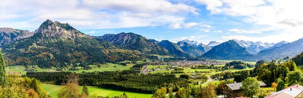 德国巴伐利亚阿尔高的Obersdorf全景 Rubihorn Nebelhorn Big Klottenkopf Alps Tyrol Vorarlberg Mountains Good — 图库照片