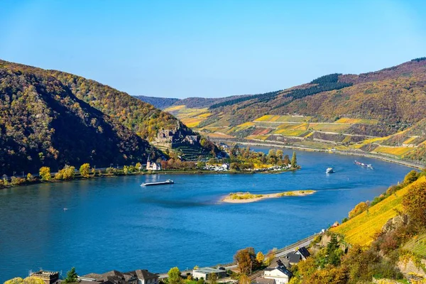 Замок Бургштайн Верховья Средней Реки Рейн Цветущие Виноградники Желтая Осень — стоковое фото