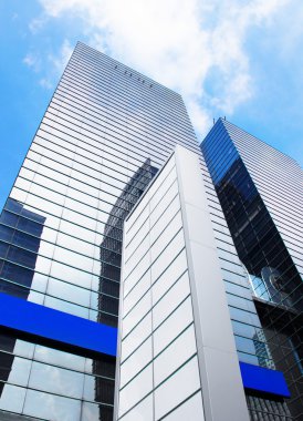 arka plan gökyüzü üzerinde modern Binası