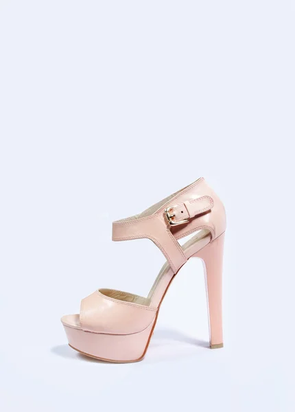 Růžové boty na vysokém podpatku — Stock fotografie