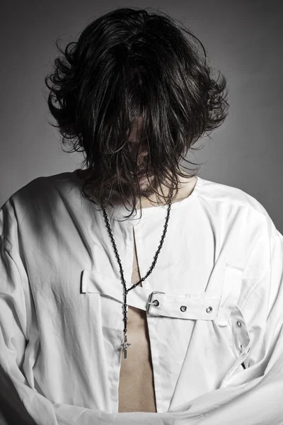 Смирительная рубашка. Смирительная рубашка / strait-jacket 1964. Алан рикман в смирительной рубашке. Человек в смирительной рубашке. Смирительная рубашка.