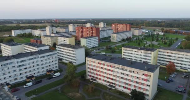 Vista Aerea Sulle Case Nella Campagna Estone Paesaggio Urbano Estivo — Video Stock