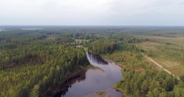 Luftoptagelser Dæmning Med Flod Efterårslandskab Solnedgang – Stock-video