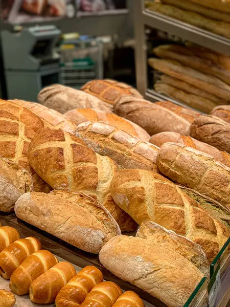 Ekmek fırında sergileniyor