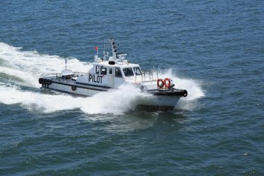 Pilotaj teknede tam hız