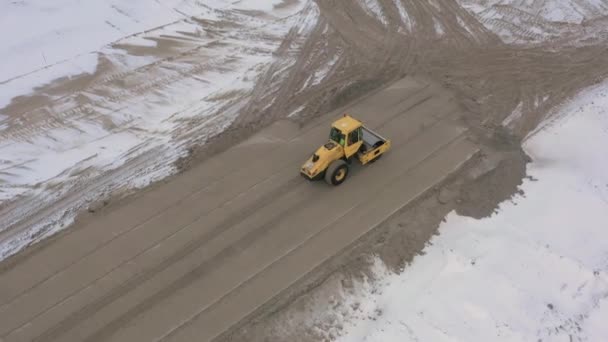 Sabetta Tyumen Region Rosja Marca 2021 Wałek Drogowy Jedzie Placu — Wideo stockowe